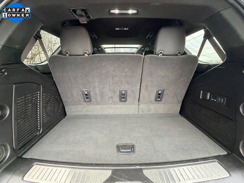 Used 2025 GMC Yukon Denali w/ Denali Reserve Package image 12