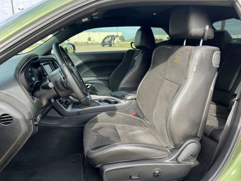 Used 2023 Dodge Challenger R/T Scat Pack image 10