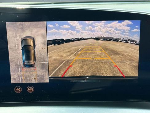 Used 2024 Cadillac Lyriq Sport RWD image 25