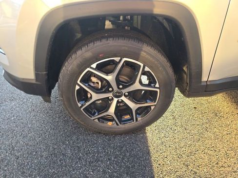 New 2026 Jeep Compass Limited image 8