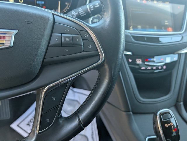 Used 2019 Cadillac XT5 Luxury FWD image 12