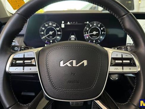 Used 2023 Kia Telluride SX FWD image 31