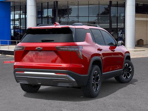 New 2026 Chevrolet Equinox ACTIV image 4