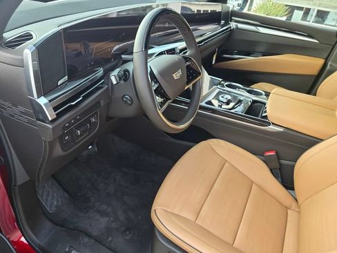 New 2026 Cadillac Escalade ESV Luxury w/ Touring Package RWD image 23