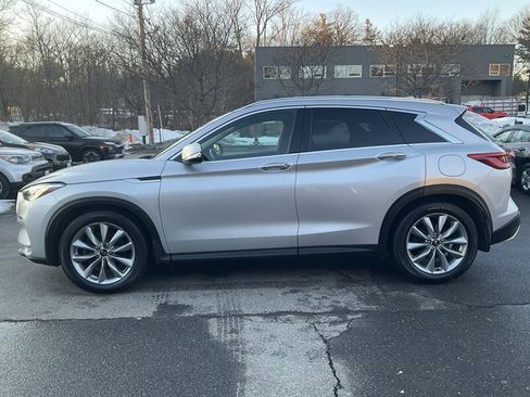 Used 2020 INFINITI QX50 Luxe w/ Navigation Package image 8