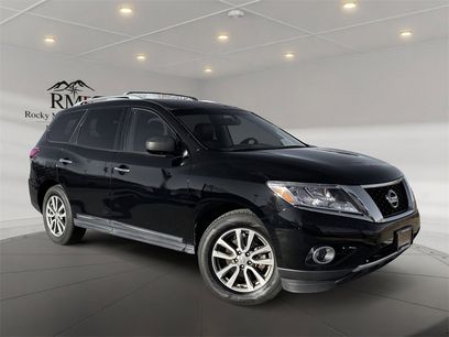 Used 2013 Nissan Pathfinder SL w/ SL Premium Pkg