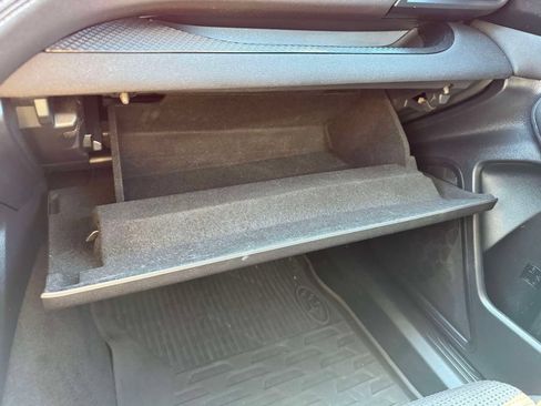 Used 2024 Subaru Outback Premium AWD/4WD image 31