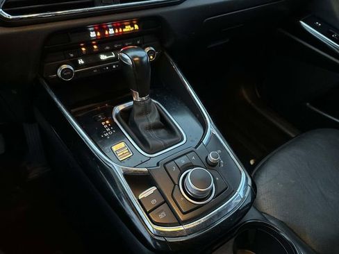 Used 2023 MAZDA CX-9 Touring image 27