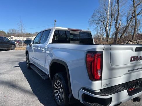 Used 2019 GMC Sierra 1500 AT4 w/ AT4 Premium Package image 3