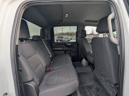 Used 2023 Chevrolet Silverado 2500 Custom w/ Custom Value Package image 12