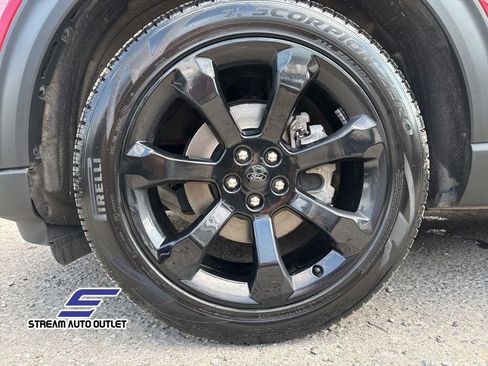 Used 2023 Ford Explorer ST-Line w/ Class IV Trailer Tow Package AWD/4WD image 5