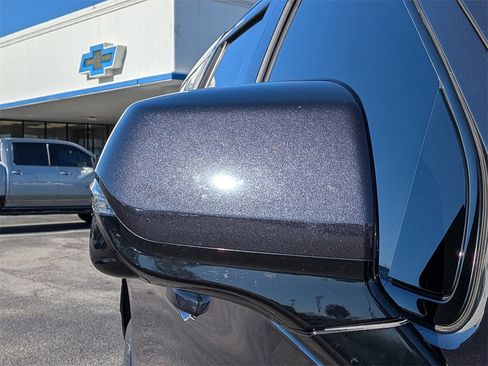 Used 2022 Chevrolet Tahoe RST w/ Luxury Package image 11