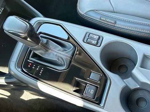 Certified 2025 Subaru Crosstrek 2.5i Limited w/ Crosstrek Mirror Package image 24