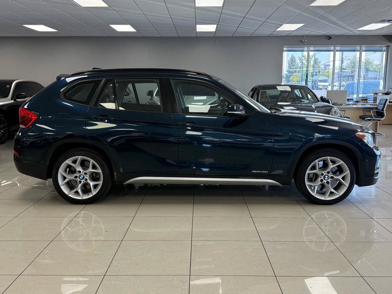 Used 2013 BMW X1 xDrive35i AWD/4WD image 3