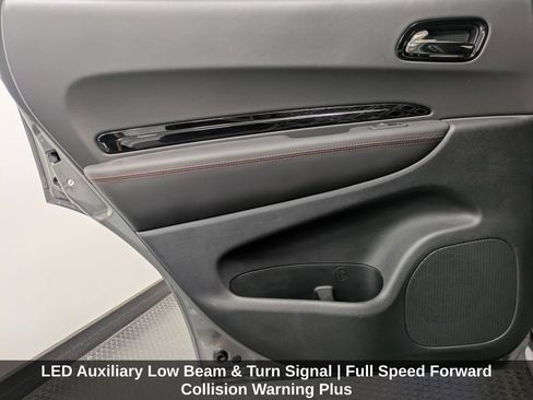 Used 2025 Dodge Durango GT AWD/4WD image 28