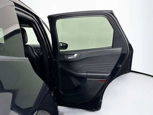 Used 2024 Ford Escape ST-Line image 30