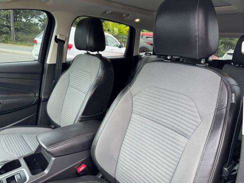 Used 2017 Ford Escape Titanium AWD/4WD image 11