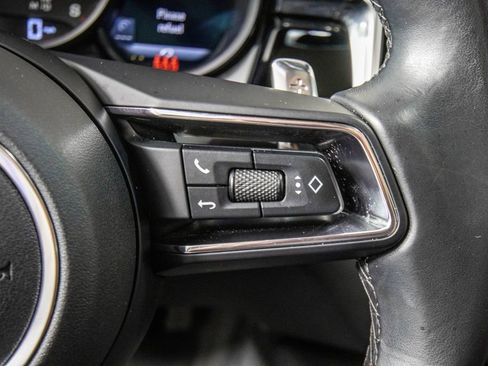 Used 2024 Porsche Macan Premium Package Plus w/ Premium Plus Package image 20