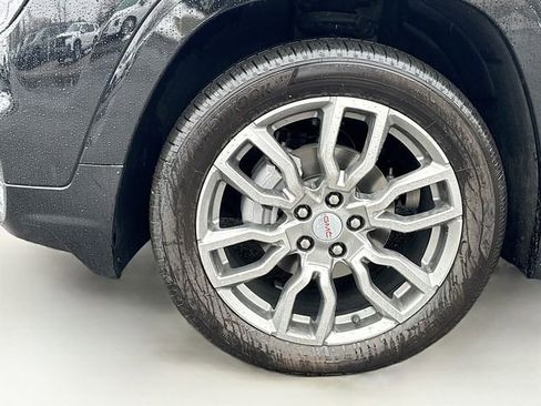 Used 2023 GMC Terrain Denali image 29