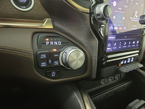 Certified 2025 RAM 1500 Limited AWD/4WD image 25