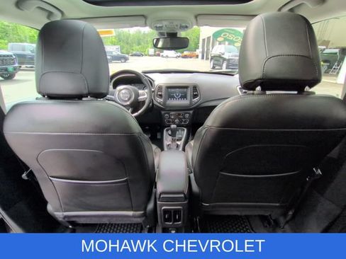 Used 2020 Jeep Compass Latitude AWD/4WD image 22