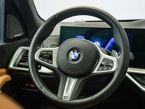 Certified 2025 BMW X5 xDrive40i w/ M Sport Package image 13