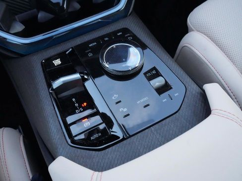 New 2026 BMW X3 xDrive30 image 7