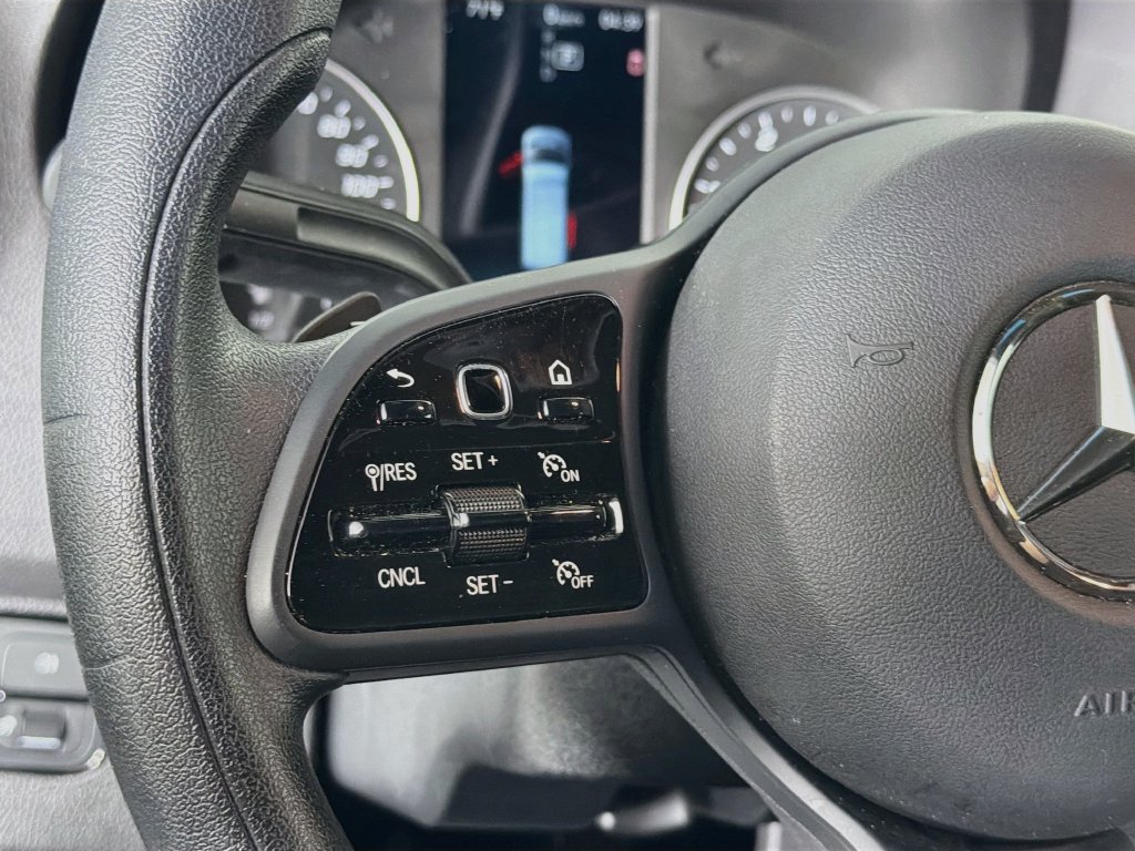 Used 2024 Mercedes-Benz Sprinter 2500 image 10