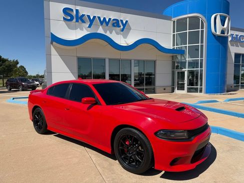 Used 2021 Dodge Charger R/T RWD image 1