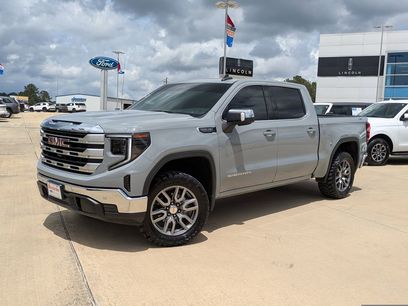 Used 2024 GMC Sierra 1500 SLE w/ Preferred Package