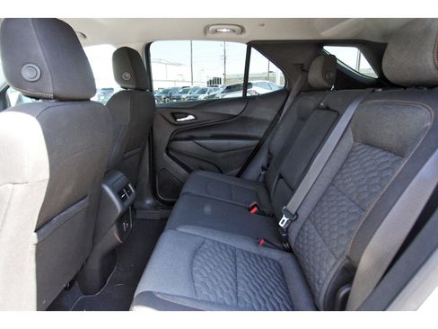 Used 2020 Chevrolet Equinox LT image 31