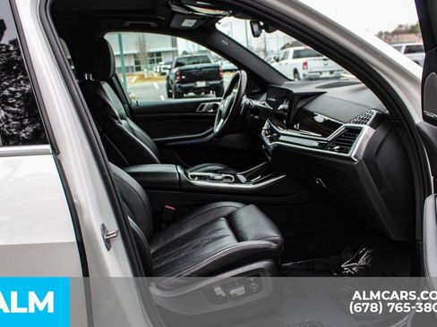 Used 2025 BMW X5 xDrive50e image 20