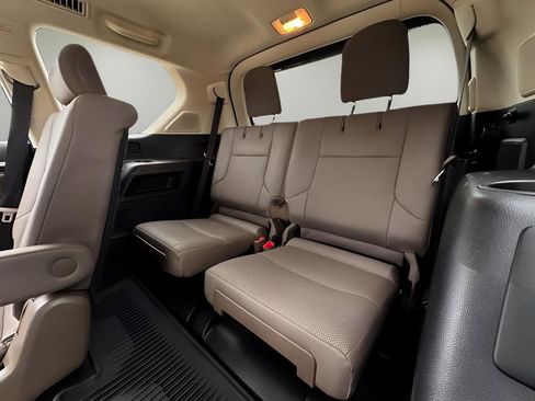 Used 2022 Lexus GX 460 Premium AWD/4WD image 24