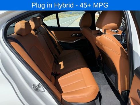 Used 2023 BMW 330e xDrive w/ Driving Assistance Package AWD/4WD image 33