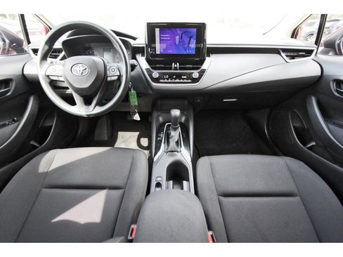Used 2023 Toyota Corolla LE FWD image 10