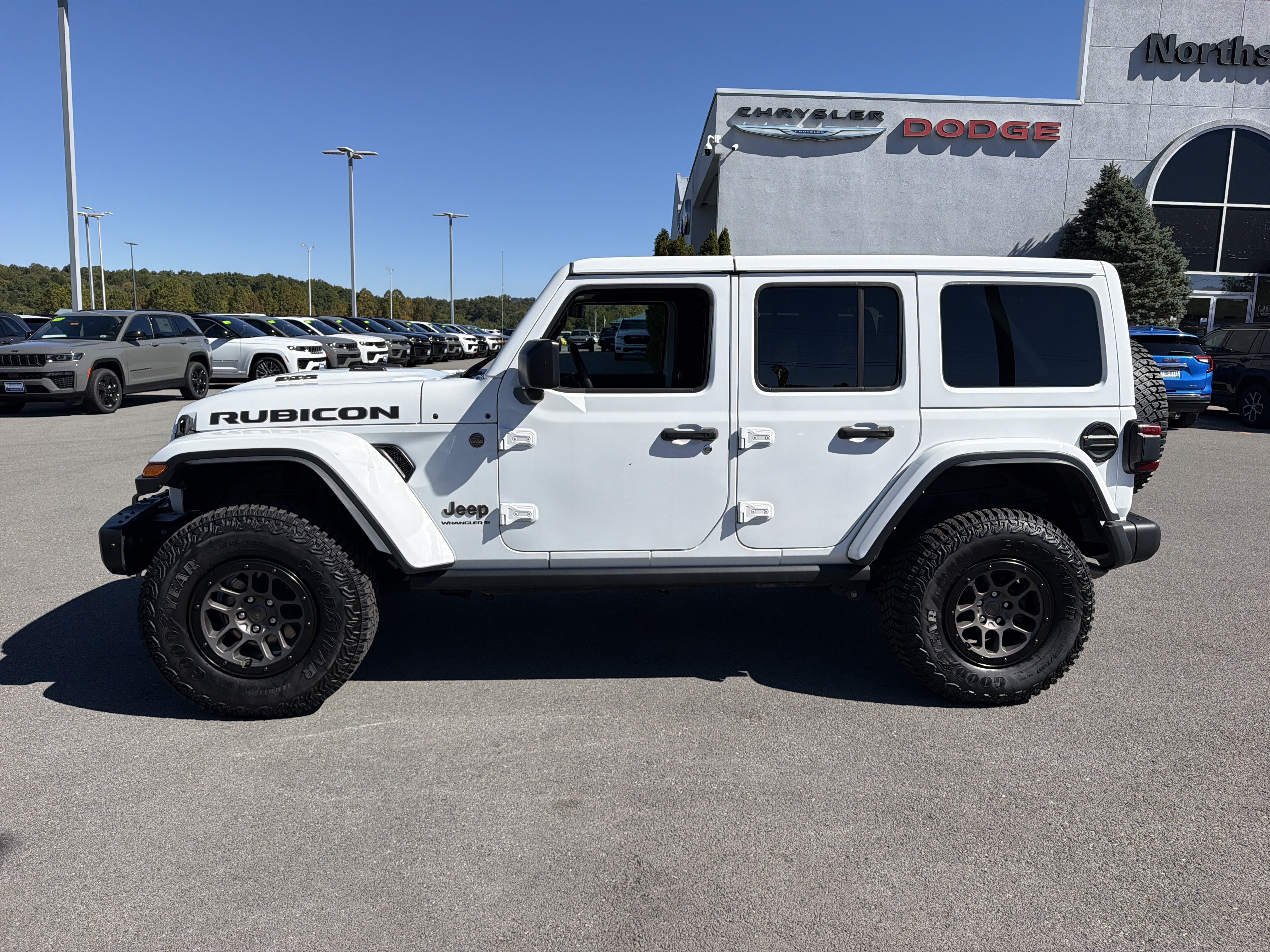 Used 2023 Jeep Wrangler Unlimited Rubicon 392 AWD/4WD image 10