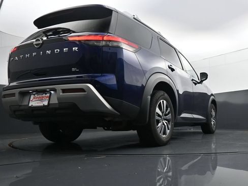 Used 2023 Nissan Pathfinder SL FWD image 39