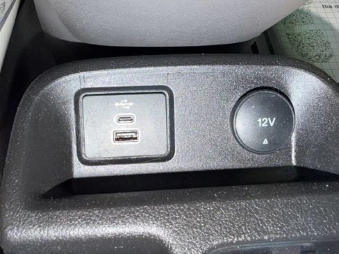 Used 2022 Ford Transit Connect XL FWD image 47