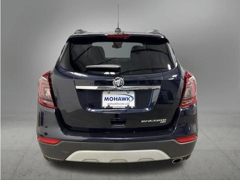 Used 2022 Buick Encore Preferred w/ Safety Package AWD/4WD image 4