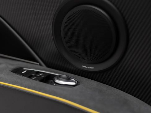 Used 2022 Aston Martin DBS Superleggera Volante image 39