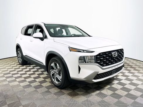Used 2023 Hyundai Santa Fe SE image 1