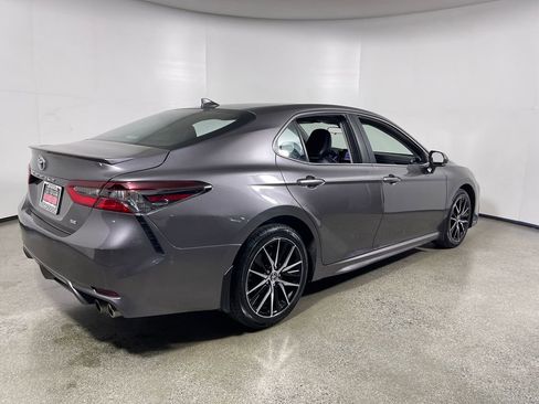 Certified 2024 Toyota Camry SE FWD image 3