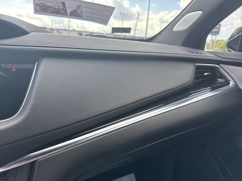 Used 2025 Cadillac XT5 Premium Luxury image 20