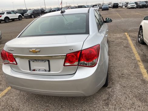 Used 2016 Chevrolet Cruze LT image 15
