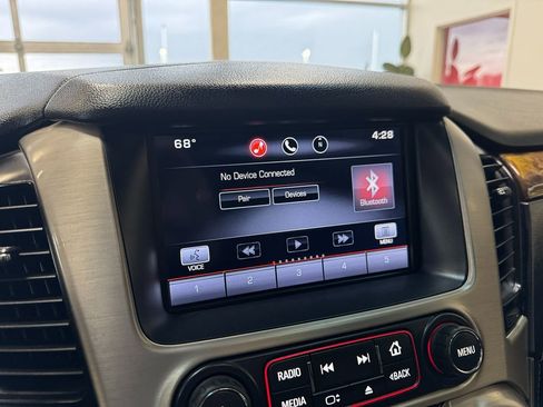 Used 2015 GMC Yukon Denali w/ Premium Package AWD/4WD image 23