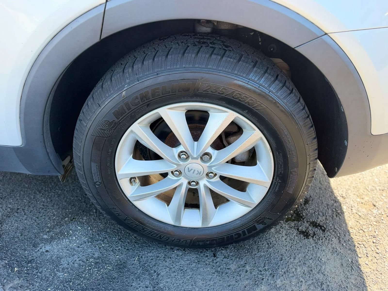 Used 2016 Kia Sorento AWD w/ LX Convenience Package image 4