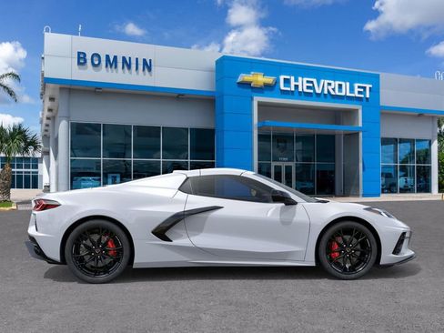 Used 2025 Chevrolet Corvette Stingray Preferred Conv w/ Stealth Interior Trim Package RWD image 5