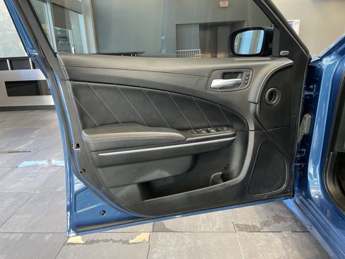 Used 2022 Dodge Charger Scat Pack RWD image 18