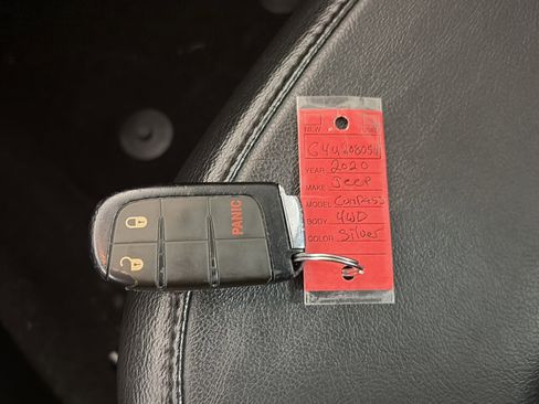 Used 2020 Jeep Compass Trailhawk image 29