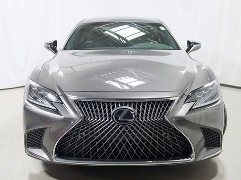 Used 2018 Lexus LS 500h AWD w/ Accessory Package (Z2) image 8